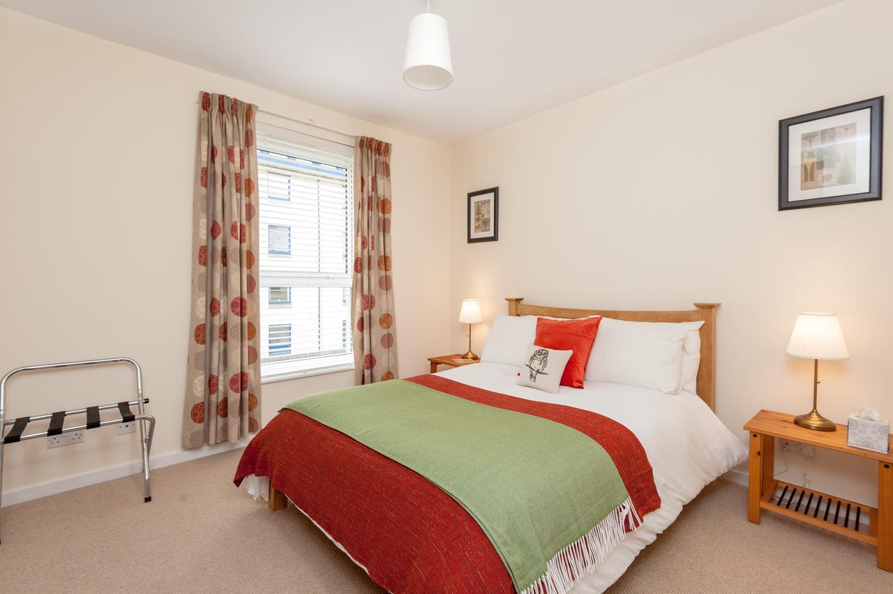 The Holyrood Road Residence Edinburgh Cameră foto